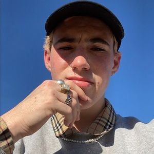 Meet your Posher, Blake